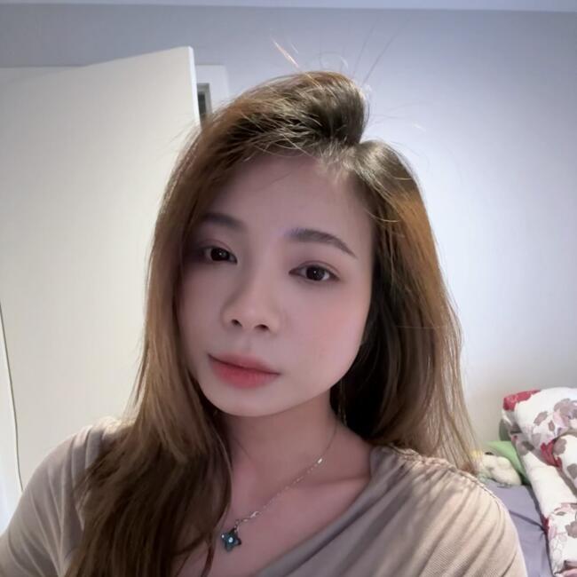 Babysitter in Melbourne: Hao