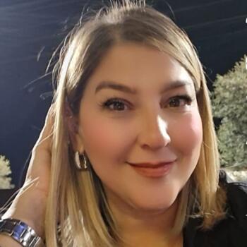 Babysitter in Caxias do Sul: Linda Martinez