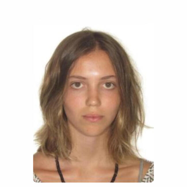 Babysitter in Saint-Ouen: Lia Glogowski Cruz