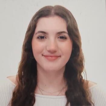 Canguro en Pozuelo de Alarcón: Valentina