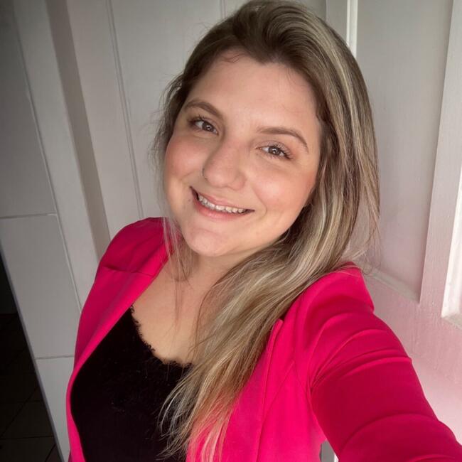 Babysitting job in São Paulo: Livia