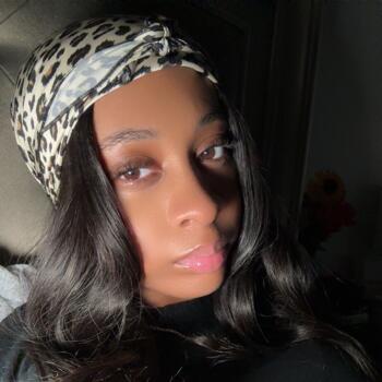 Babysitter in Rochdale (New York): Chenai