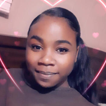 Babysitter in Brampton: Lapheen