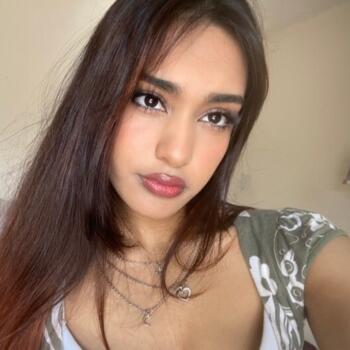 Babysitter in Birmingham: Alisha