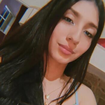 Niñera en Milagro: Leslie