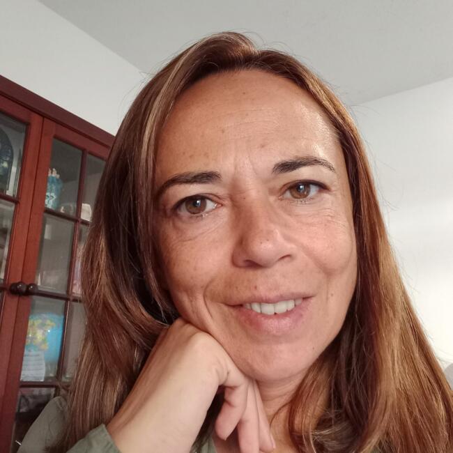 Babysitter in Funchal: Lucia