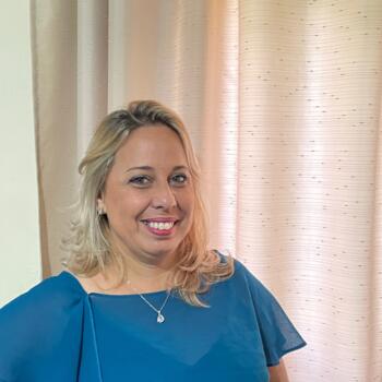 Babysitter in Campinas: Jacqueline