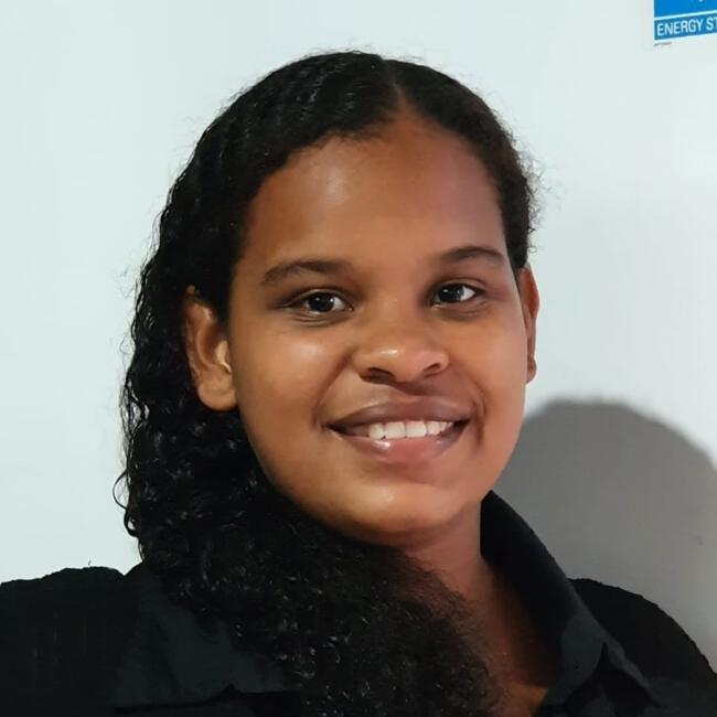 Niñera en San Miguelito: Genesis