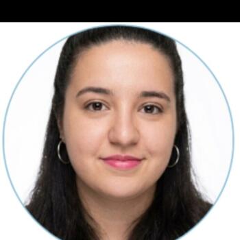 Babysitter in La Plata: Layla