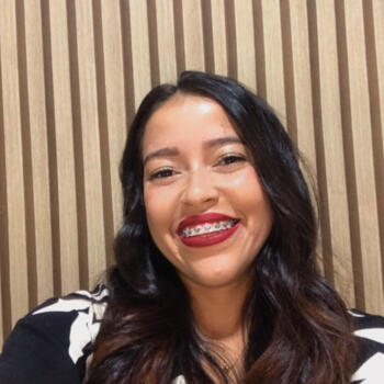 Babysitter in Salvador: Karol