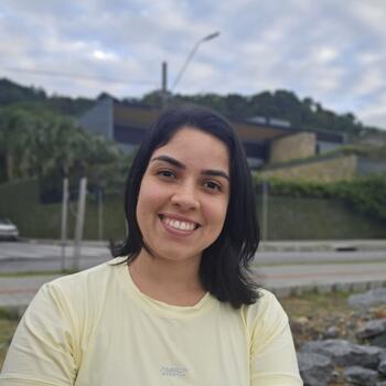 Babysitting job in Joinville: Gabrielly
