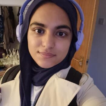 Babysitter in Dundee: Haajirah