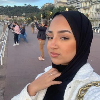 Baby-sitter in Nice: Linaa