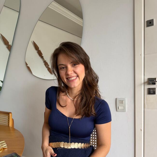 Emprego de babá em São Paulo: Isabela