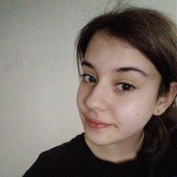 Baby-sitter in Tarragone: Laia
