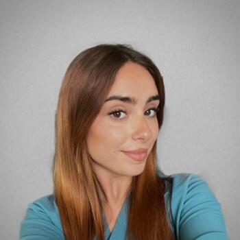 Babysitter in Alcabideche: Elise