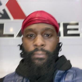 Babysitting job in Alexandria: babysitting job Dave