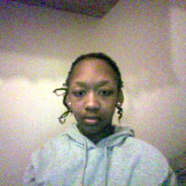 Babysitter in Dammarie-les-Lys: Jessy