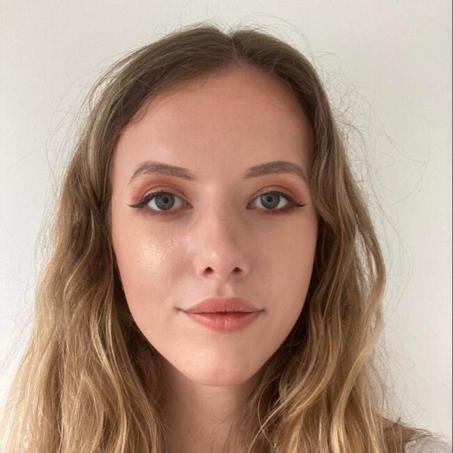 Babysitter in London: Charlotte