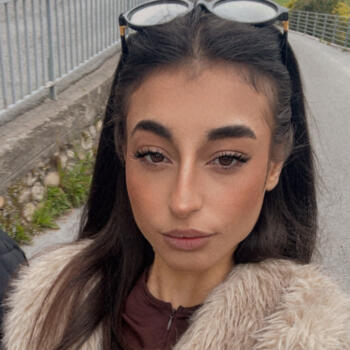 Babysitter in Mondovì: Naomi