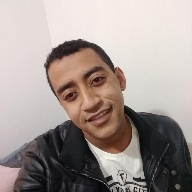 Emprego de babá em Maringá: Eliton