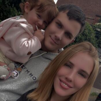 Babysitting job in Mons: babysitting job Corry