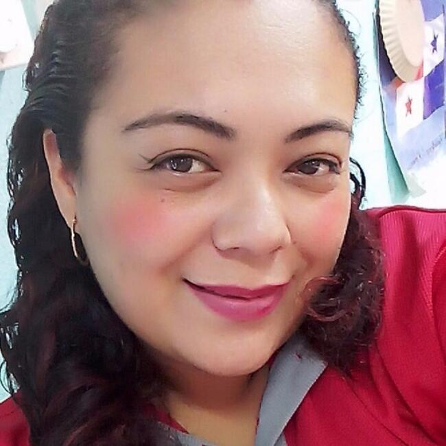 Babysitter in David: Karina