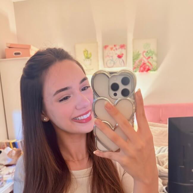 Babá em Curitiba: Yasmin 