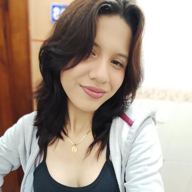 Babysitter in Santo Domingo de los Colorados: Kenia Adamaris