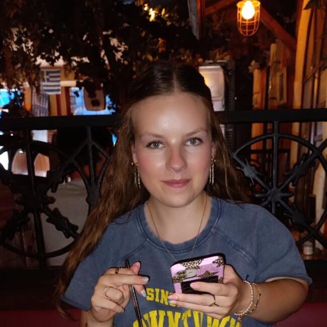 Babysitter in Leiden: Isa