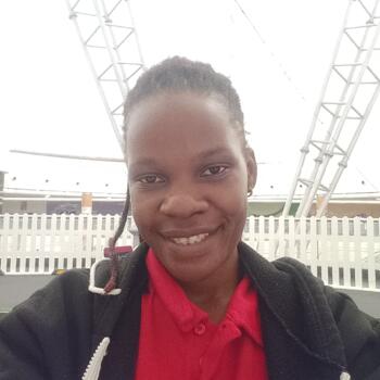 عائلة أبوظبي: Nalubwama