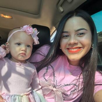 Babysitter Zurigo: Ashley