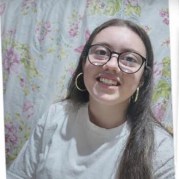 Babysitter in Botucatu: Karyna