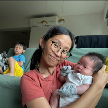 Babysitter in Singapore: Jill