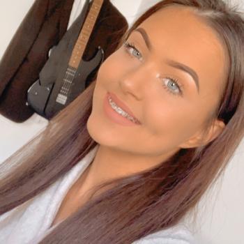 Babysitter Blackpool: Ella