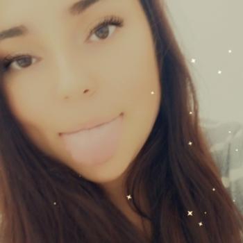 Babysitter in Port Charlotte: Victoria