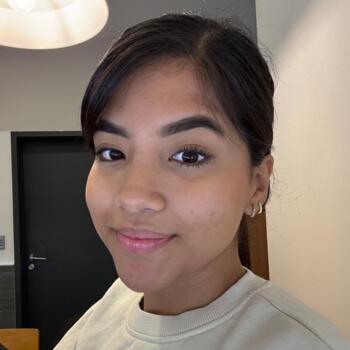 Babysitter Benissa: Angelina