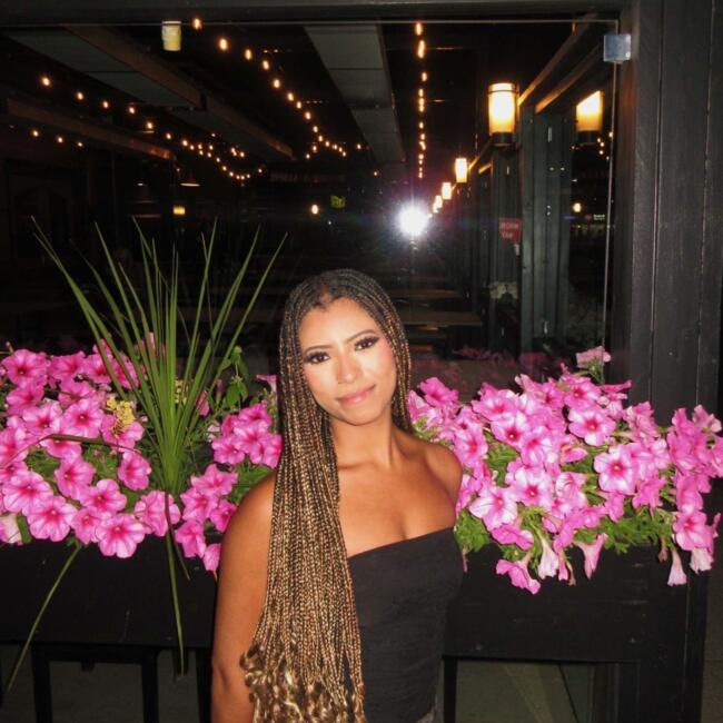 Baby-sitter in Calgary: Isabelle