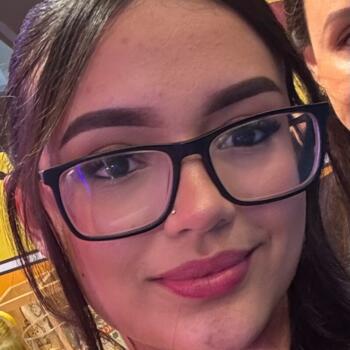 Nanny in Pamplona: Laura