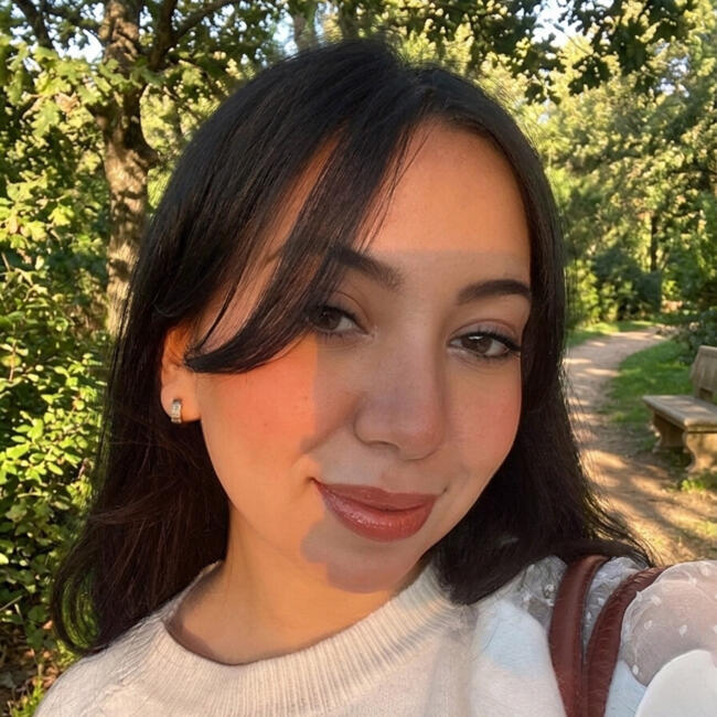 Babysitter in Rabat: Hasnaa