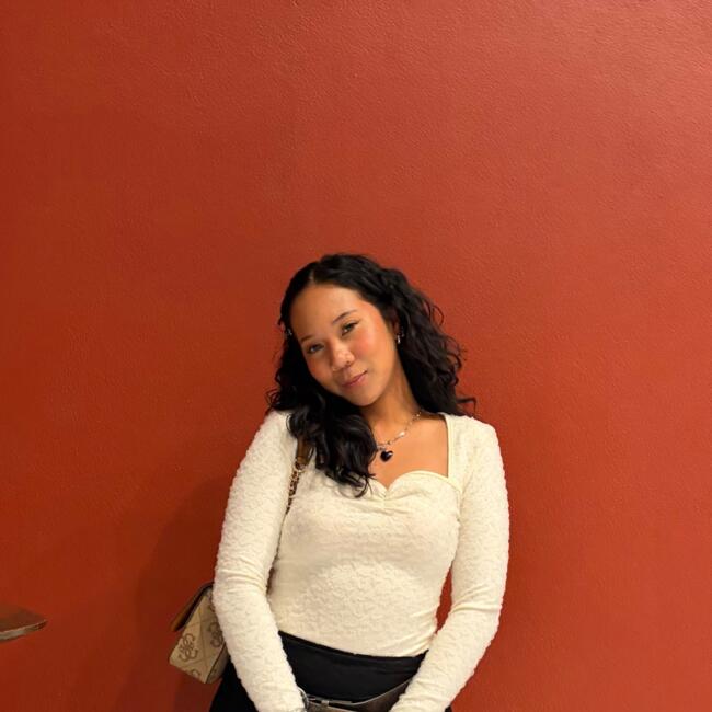 Babysitter in Christchurch: Chloe trixie