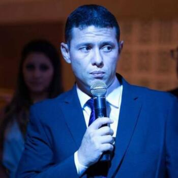 Emprego de babá em Barretos: emprego de babá Fabrício