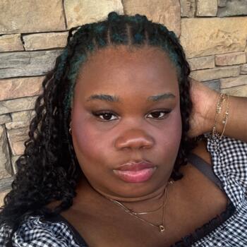 Babysitter in Covington: Destinee