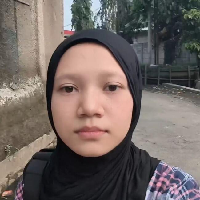Babysitter in Bandung: Delfi