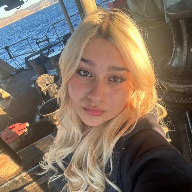 Babysitter in Keratsini: Φιλιππα γιαννικου