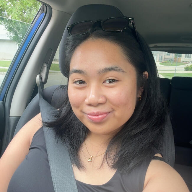 Babysitter in Winnipeg: Mitzi