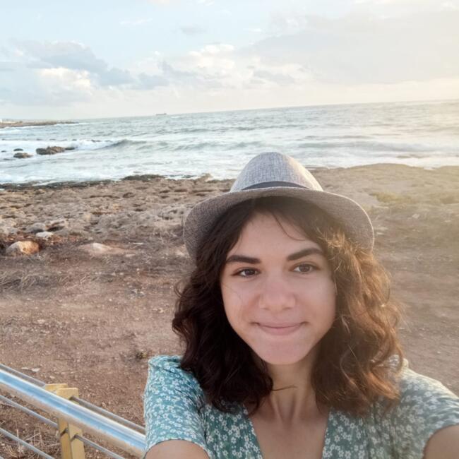 Babysitter in Haifa: שמש