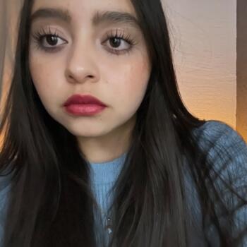 Baby-sitter in Ixtapaluca: Emily