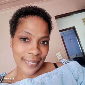 Babysitter in Blue Downs: Lindiswa
