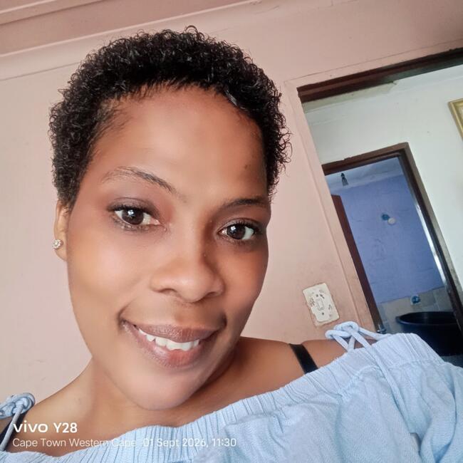 Babysitter in Blue Downs: Lindiswa